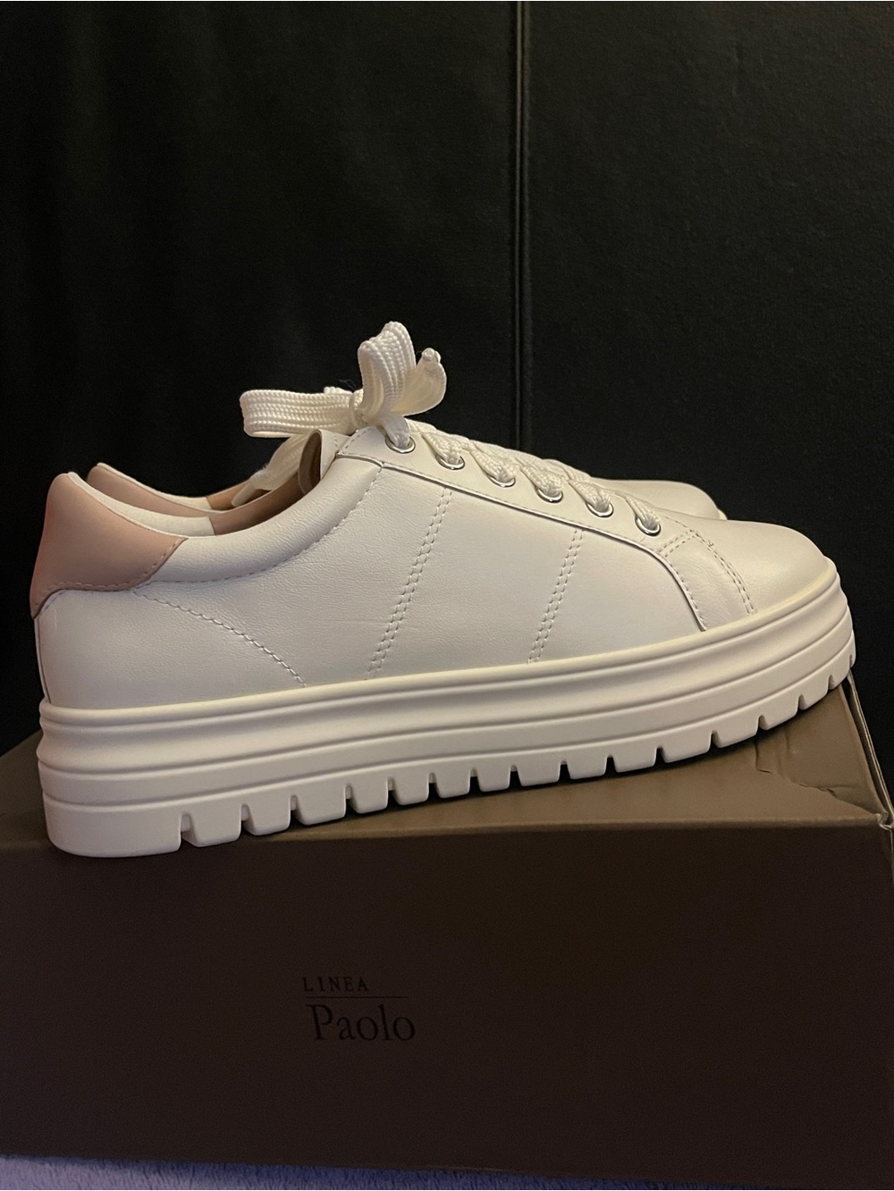Linea Paolo Jill L Women's Eggshell Nappa Platform Lace-Up Sneakers Sz 11 NWB
